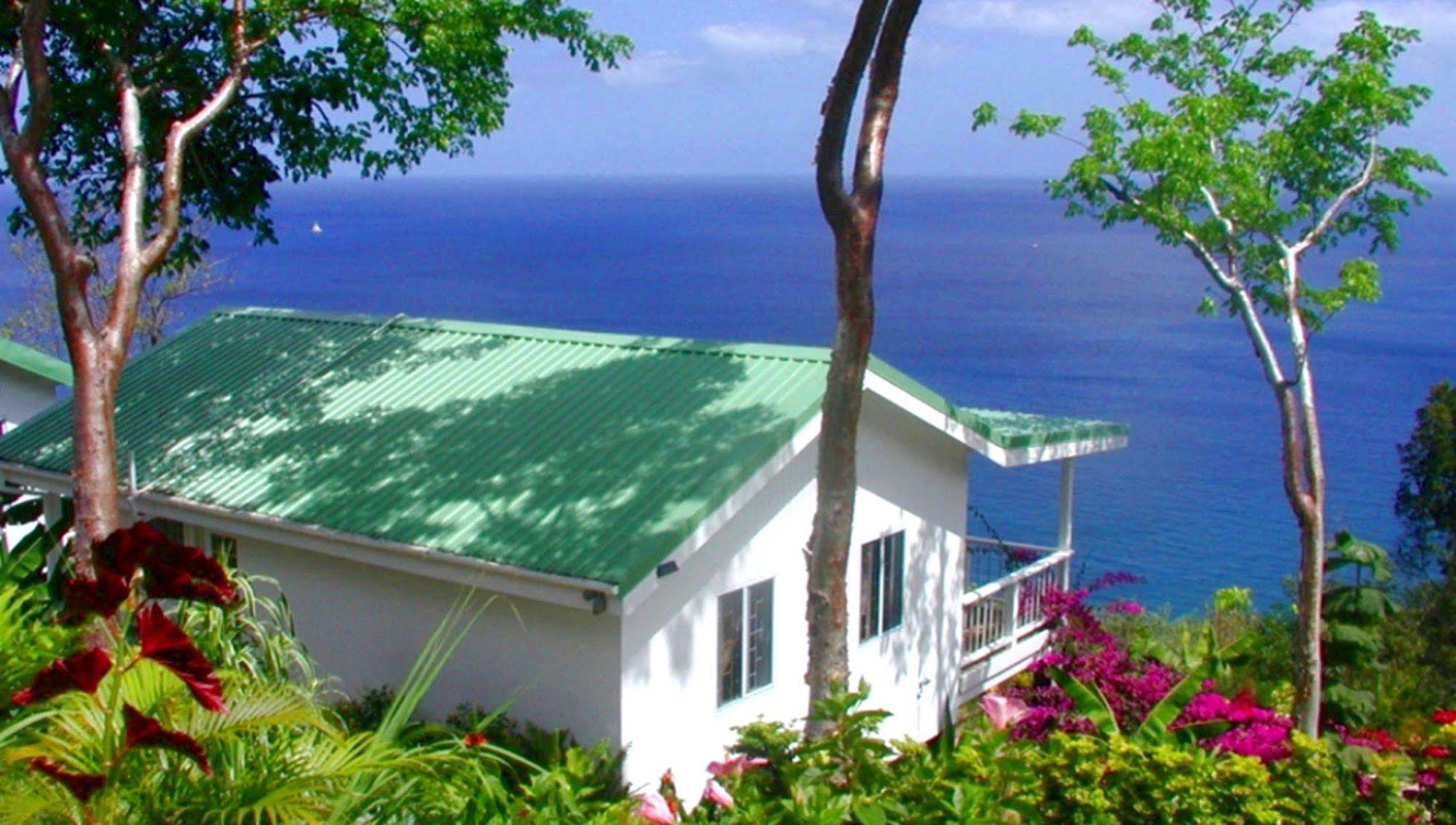 Nature'S Paradise Bed & Breakfast Marigot Bay Exterior photo