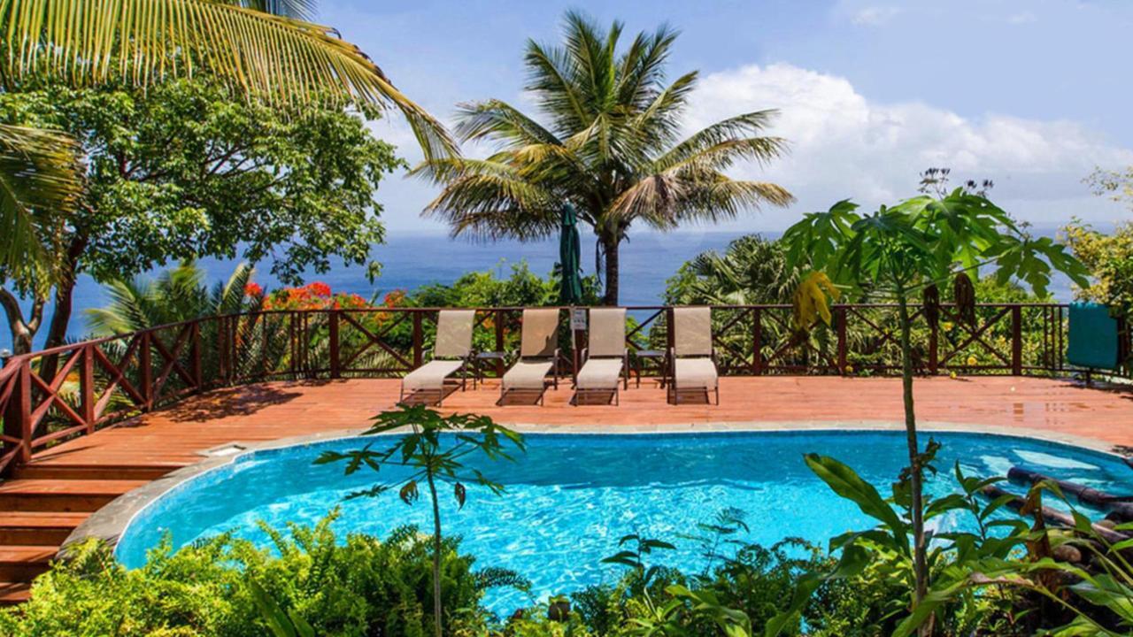 Nature'S Paradise Bed & Breakfast Marigot Bay Exterior photo