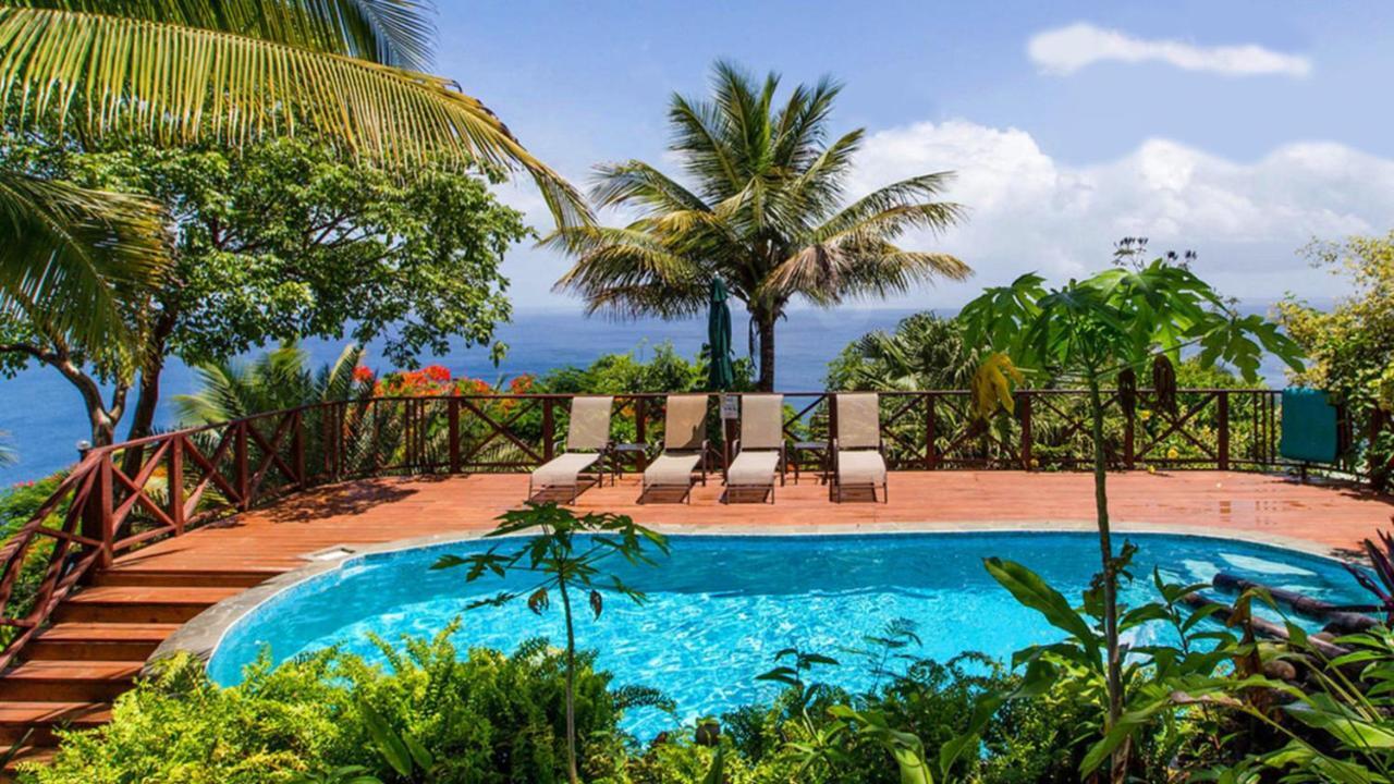 Nature'S Paradise Bed & Breakfast Marigot Bay Exterior photo